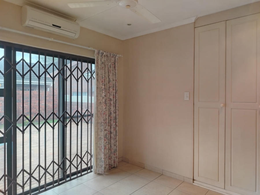 3 Bedroom Property for Sale in Meer En See KwaZulu-Natal