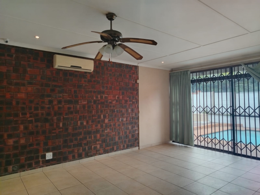3 Bedroom Property for Sale in Meer En See KwaZulu-Natal