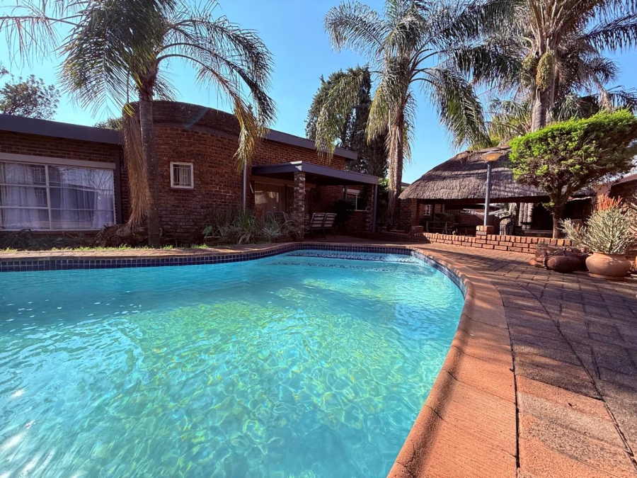 4 Bedroom Property for Sale in Pioneer Park KwaZulu-Natal
