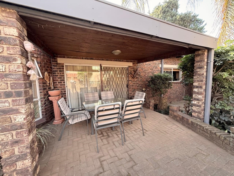 4 Bedroom Property for Sale in Pioneer Park KwaZulu-Natal