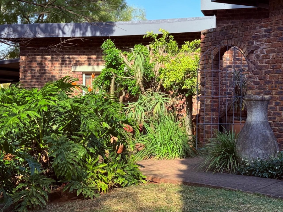 4 Bedroom Property for Sale in Pioneer Park KwaZulu-Natal