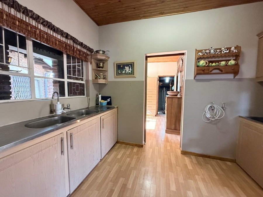 4 Bedroom Property for Sale in Pioneer Park KwaZulu-Natal