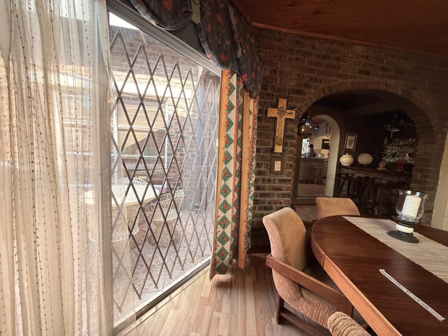 4 Bedroom Property for Sale in Pioneer Park KwaZulu-Natal
