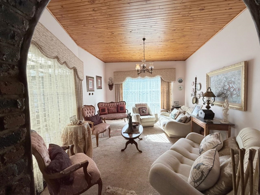 4 Bedroom Property for Sale in Pioneer Park KwaZulu-Natal