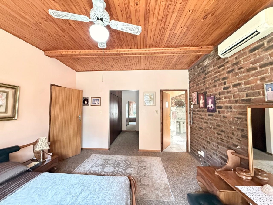 4 Bedroom Property for Sale in Pioneer Park KwaZulu-Natal