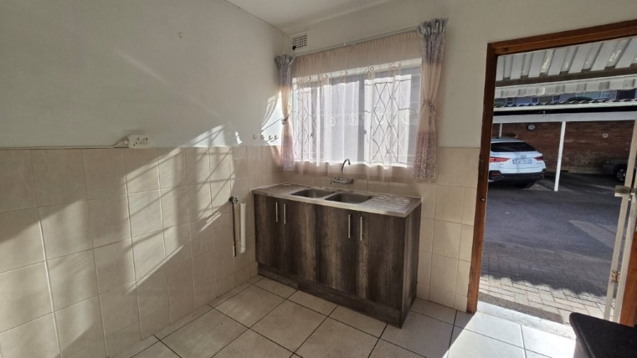 2 Bedroom Property for Sale in Pinetown KwaZulu-Natal