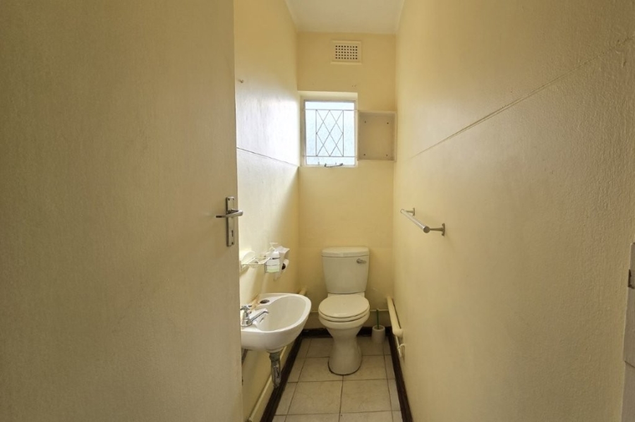 2 Bedroom Property for Sale in Pinetown KwaZulu-Natal