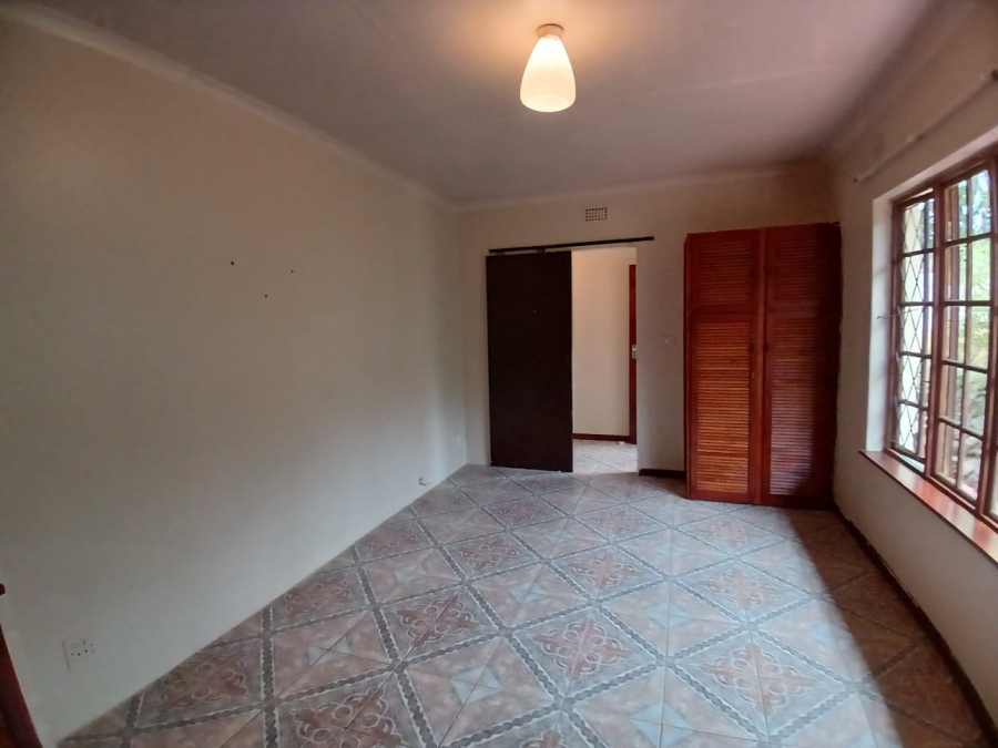 To Let 1 Bedroom Property for Rent in Waterfall KwaZulu-Natal