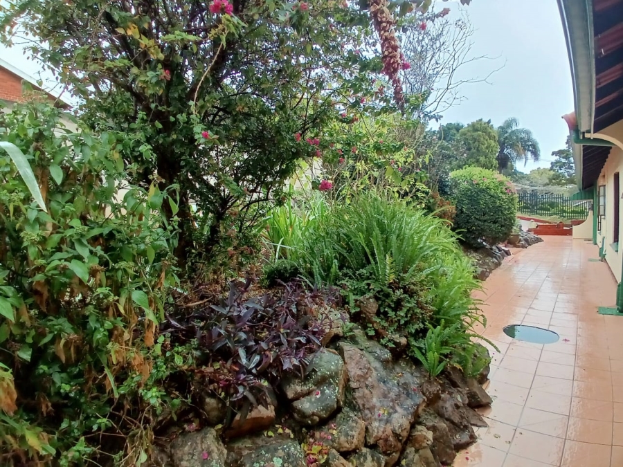 To Let 1 Bedroom Property for Rent in Waterfall KwaZulu-Natal