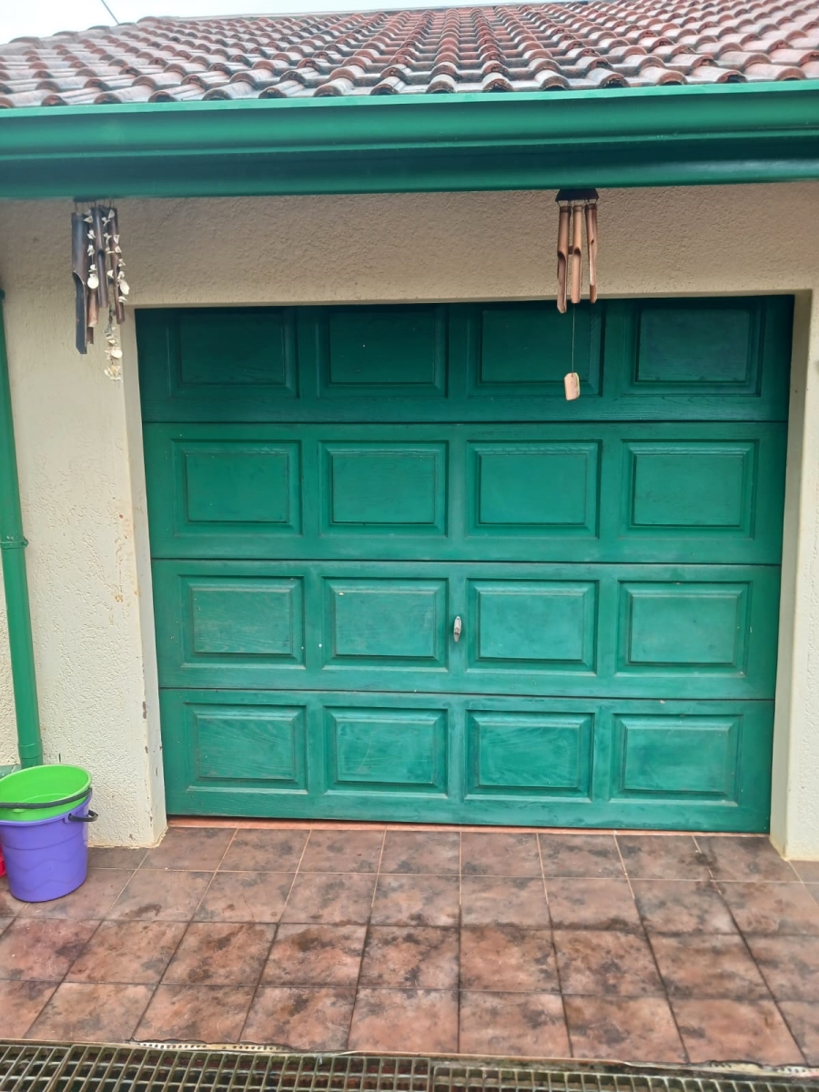 To Let 1 Bedroom Property for Rent in Waterfall KwaZulu-Natal