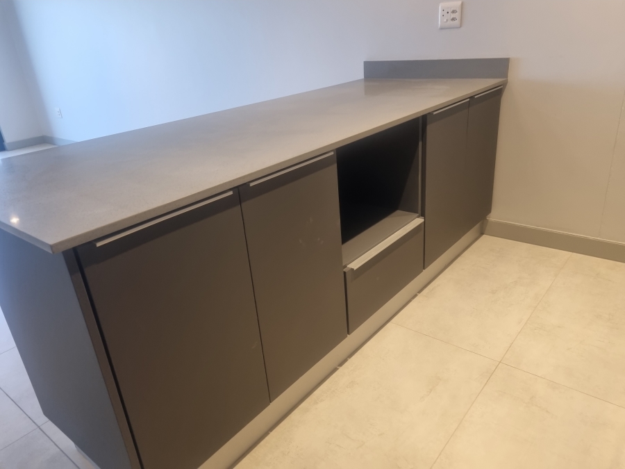 To Let 2 Bedroom Property for Rent in Umhlanga Ridge KwaZulu-Natal