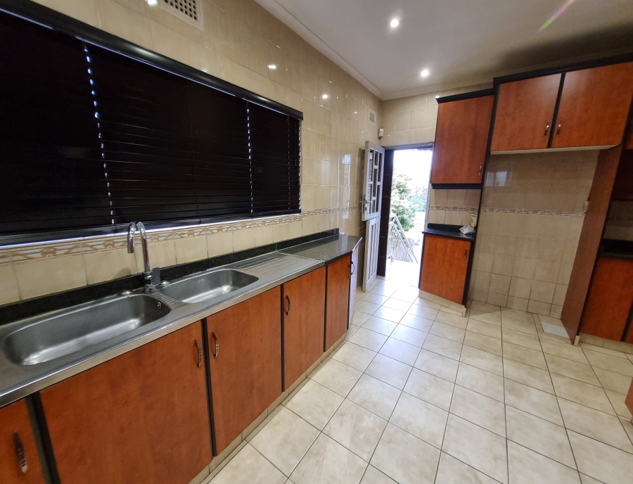 To Let 3 Bedroom Property for Rent in Duffs Road KwaZulu-Natal