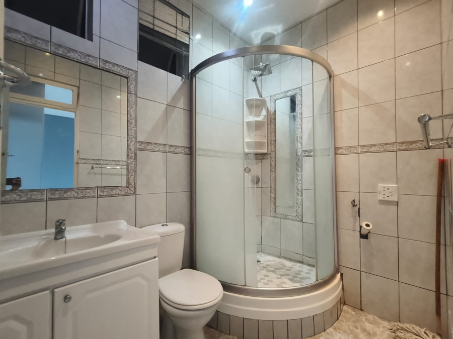 To Let 2 Bedroom Property for Rent in Margate Beach KwaZulu-Natal