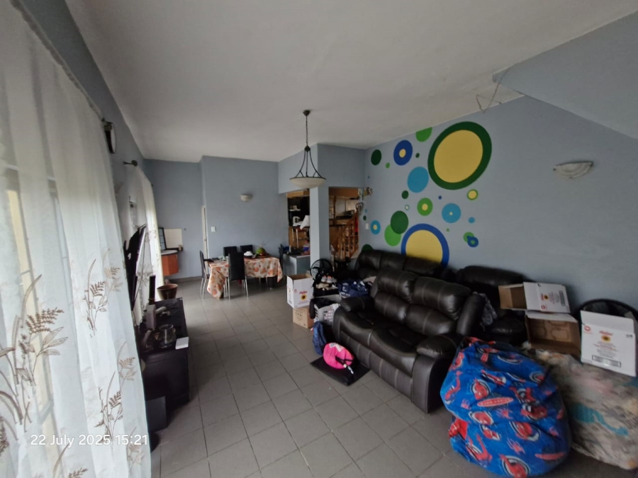 To Let 3 Bedroom Property for Rent in Malvern KwaZulu-Natal