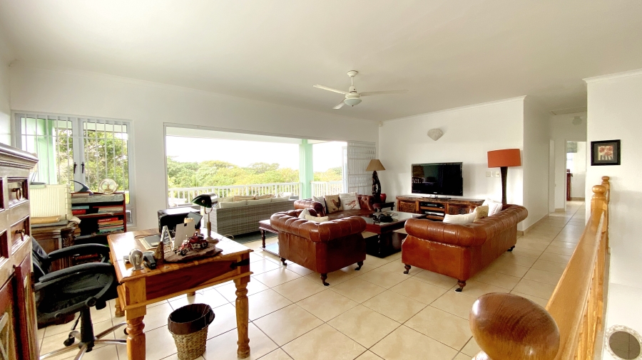 6 Bedroom Property for Sale in Pennington KwaZulu-Natal