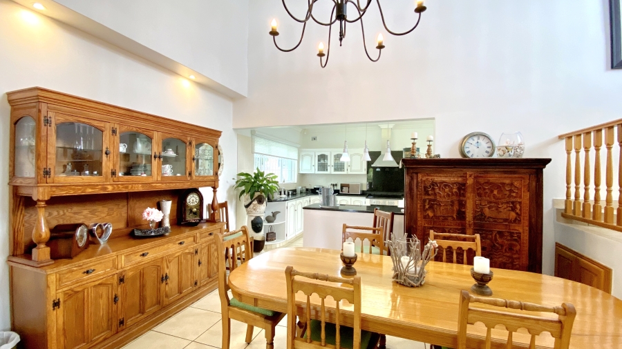 6 Bedroom Property for Sale in Pennington KwaZulu-Natal
