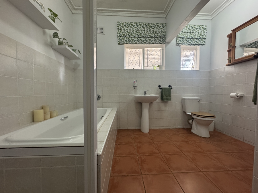 3 Bedroom Property for Sale in Waterfall KwaZulu-Natal