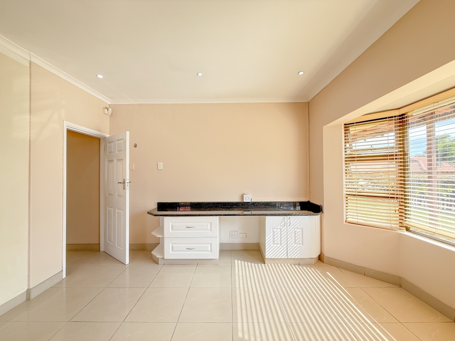 3 Bedroom Property for Sale in Ballito Central KwaZulu-Natal