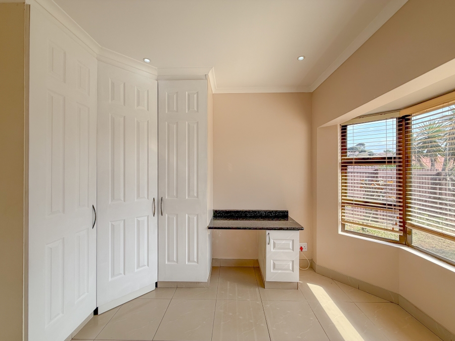 3 Bedroom Property for Sale in Ballito Central KwaZulu-Natal