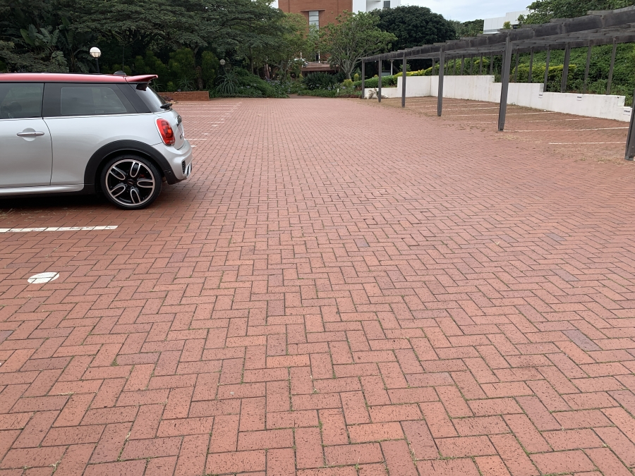 To Let commercial Property for Rent in La Lucia KwaZulu-Natal