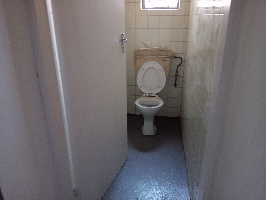 To Let commercial Property for Rent in New Germany KwaZulu-Natal