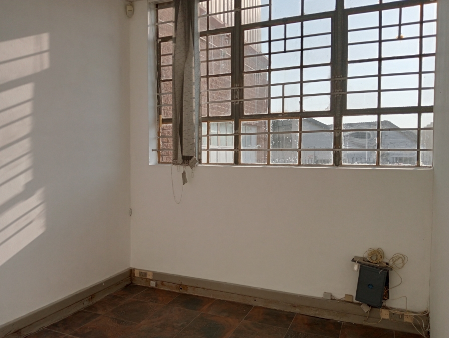 To Let commercial Property for Rent in New Germany KwaZulu-Natal