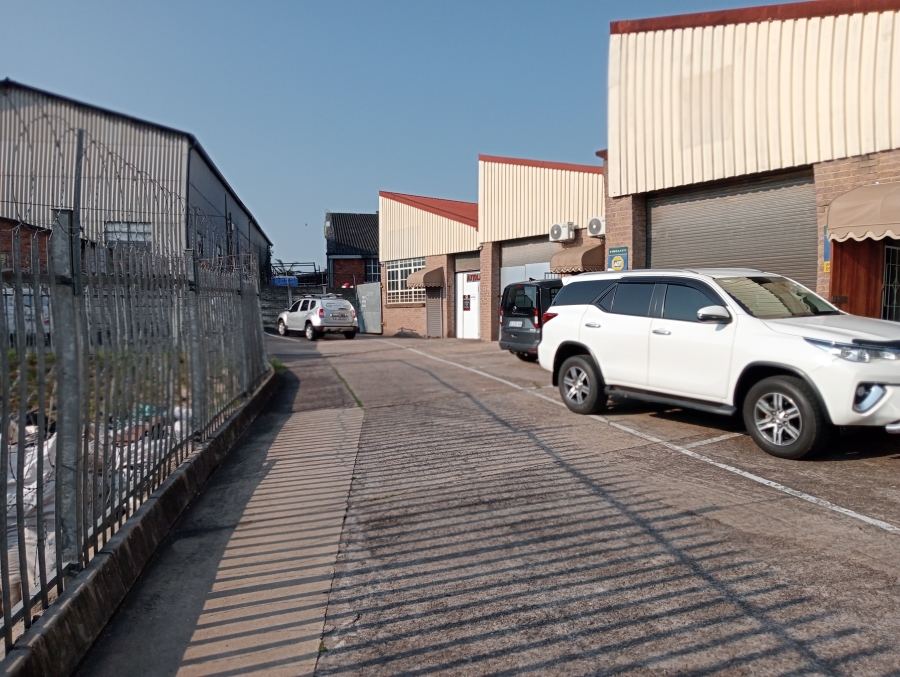 To Let commercial Property for Rent in New Germany KwaZulu-Natal