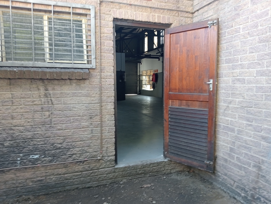 To Let commercial Property for Rent in New Germany KwaZulu-Natal