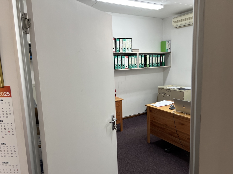To Let commercial Property for Rent in New Germany KwaZulu-Natal