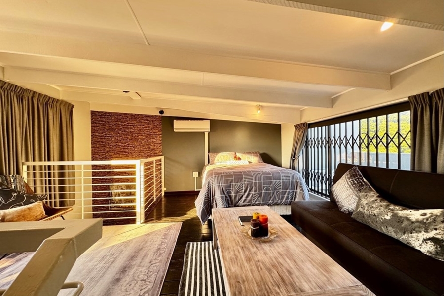 To Let 4 Bedroom Property for Rent in Salt Rock KwaZulu-Natal