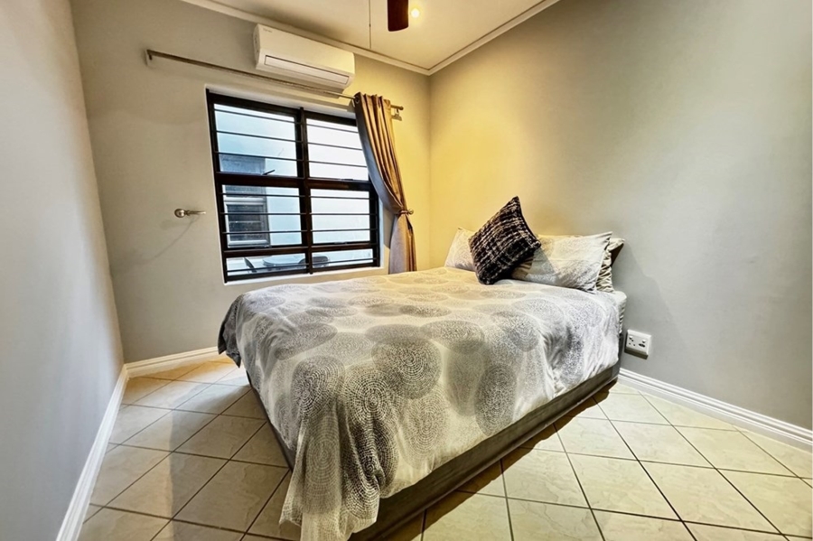 To Let 4 Bedroom Property for Rent in Salt Rock KwaZulu-Natal