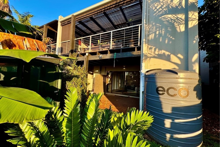To Let 4 Bedroom Property for Rent in Salt Rock KwaZulu-Natal
