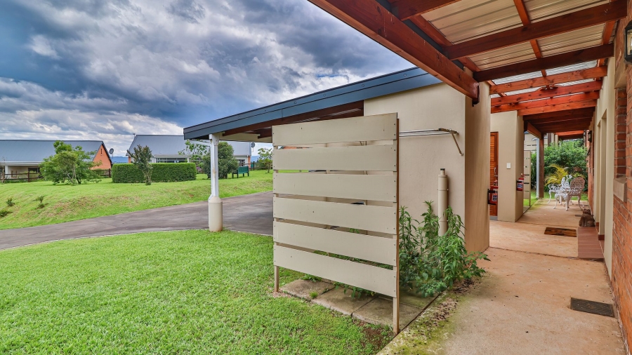 1 Bedroom Property for Sale in St Johns Village KwaZulu-Natal