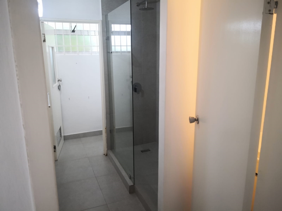 1 Bedroom Property for Sale in Umhlanga KwaZulu-Natal