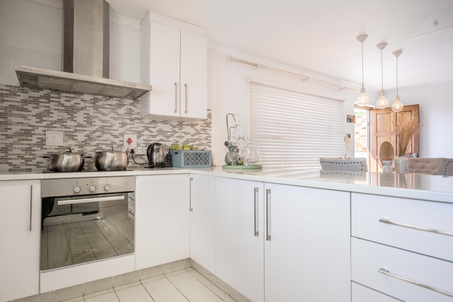 3 Bedroom Property for Sale in Amanzimtoti KwaZulu-Natal