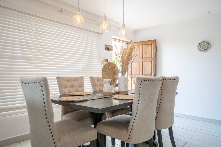 3 Bedroom Property for Sale in Amanzimtoti KwaZulu-Natal