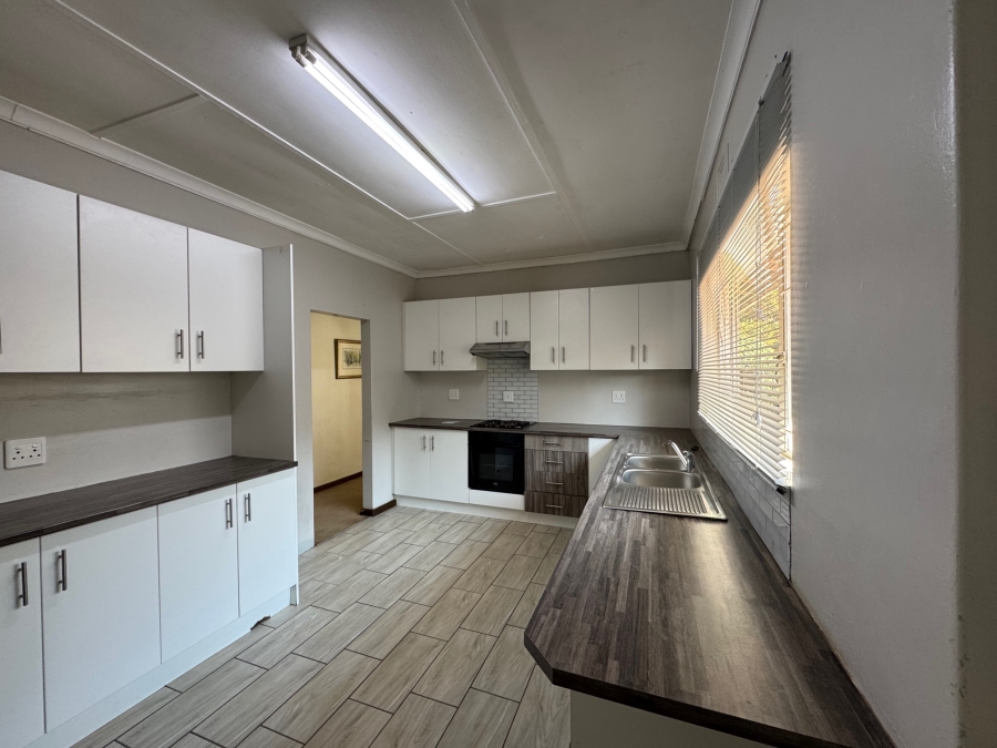 To Let 4 Bedroom Property for Rent in Clarendon KwaZulu-Natal