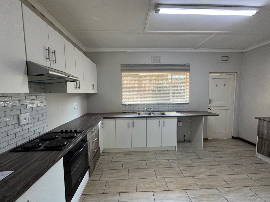 To Let 4 Bedroom Property for Rent in Clarendon KwaZulu-Natal