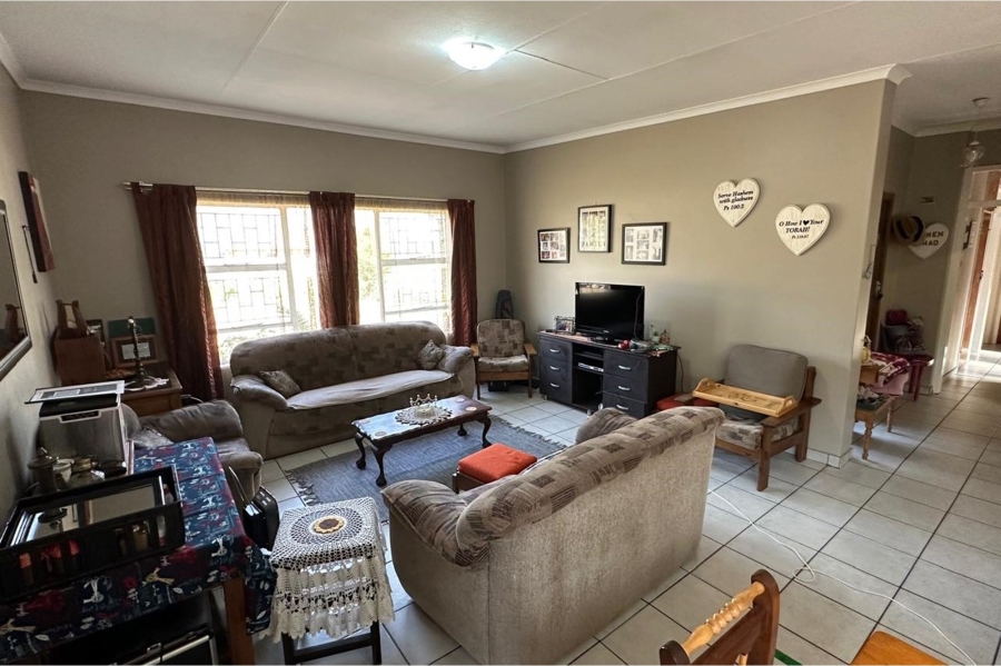 3 Bedroom Property for Sale in Sunnyridge KwaZulu-Natal