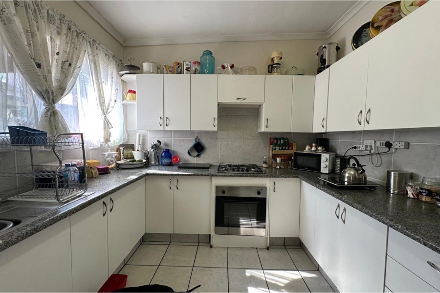 3 Bedroom Property for Sale in Sunnyridge KwaZulu-Natal