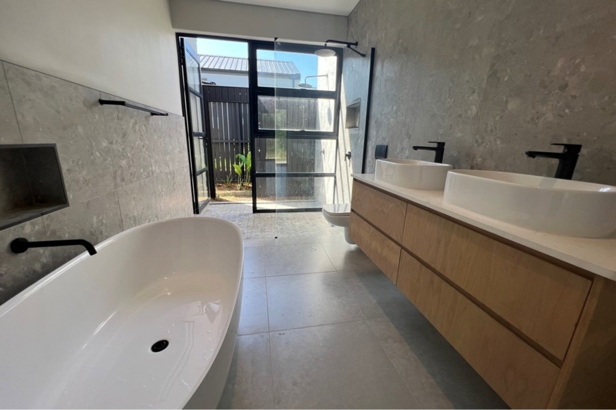 3 Bedroom Property for Sale in Elaleni Coastal Forest Estate KwaZulu-Natal