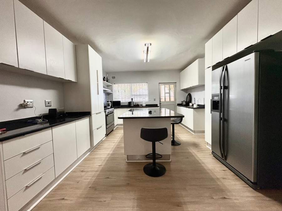 5 Bedroom Property for Sale in Sheffield Beach KwaZulu-Natal