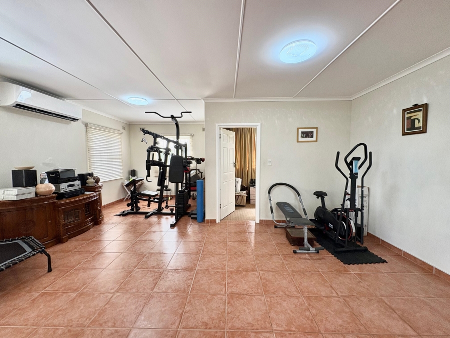5 Bedroom Property for Sale in Sheffield Beach KwaZulu-Natal