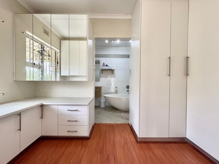 5 Bedroom Property for Sale in Sheffield Beach KwaZulu-Natal