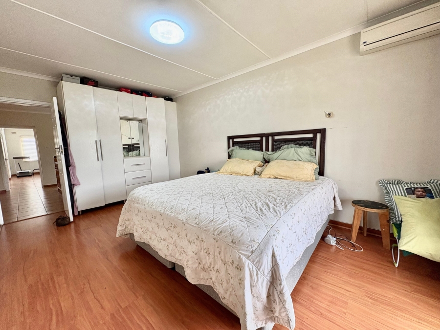 5 Bedroom Property for Sale in Sheffield Beach KwaZulu-Natal