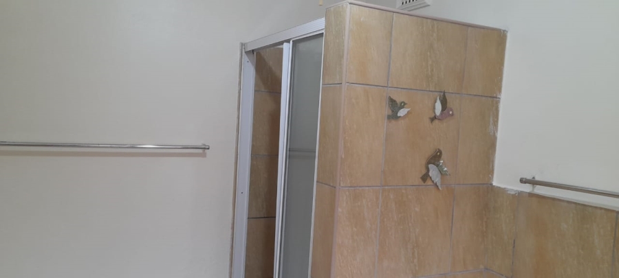 To Let 1 Bedroom Property for Rent in Malvern KwaZulu-Natal