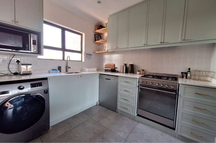 To Let 2 Bedroom Property for Rent in Shakas Rock KwaZulu-Natal