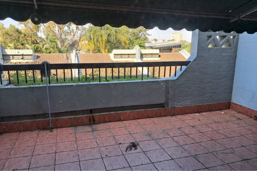 To Let 2 Bedroom Property for Rent in Essenwood KwaZulu-Natal