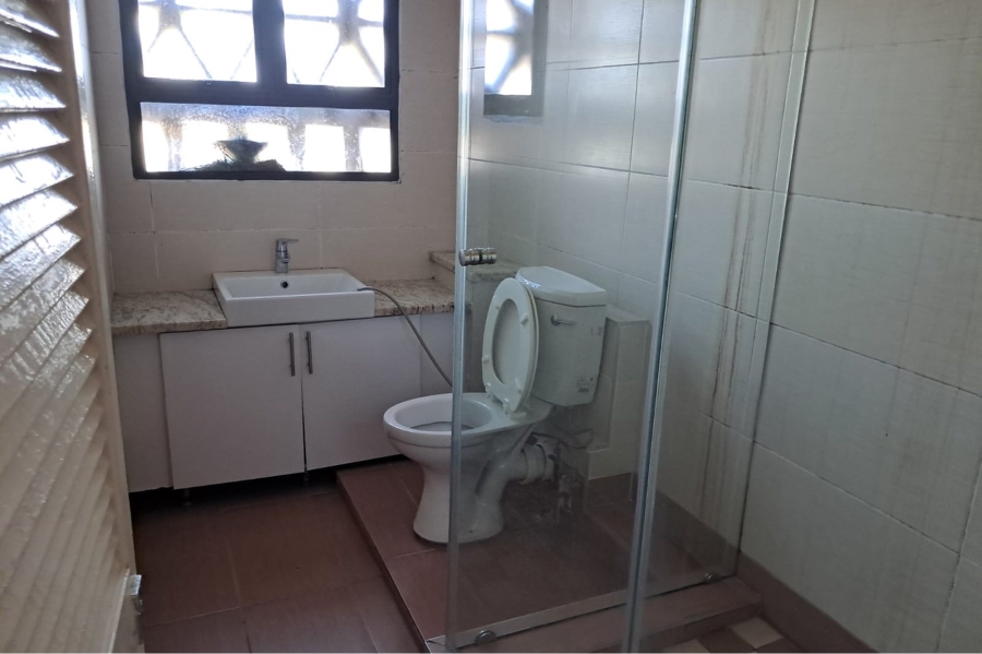 To Let 2 Bedroom Property for Rent in Essenwood KwaZulu-Natal