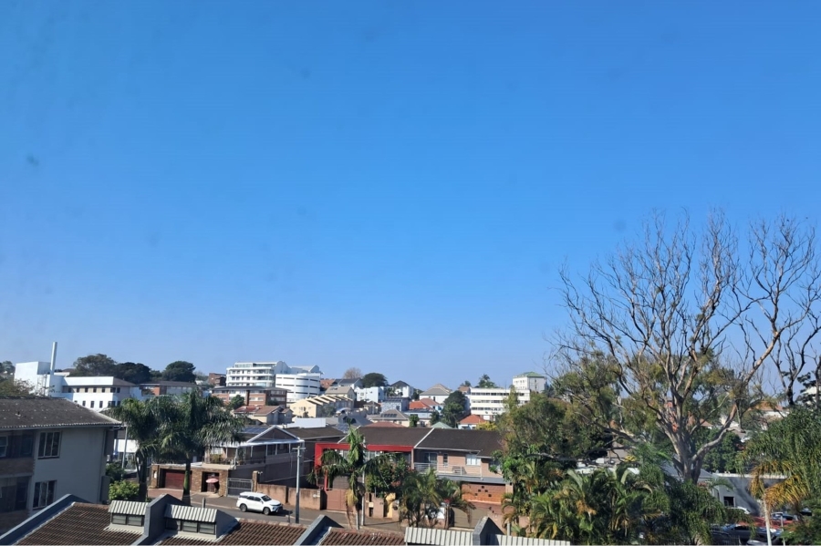 To Let 2 Bedroom Property for Rent in Essenwood KwaZulu-Natal